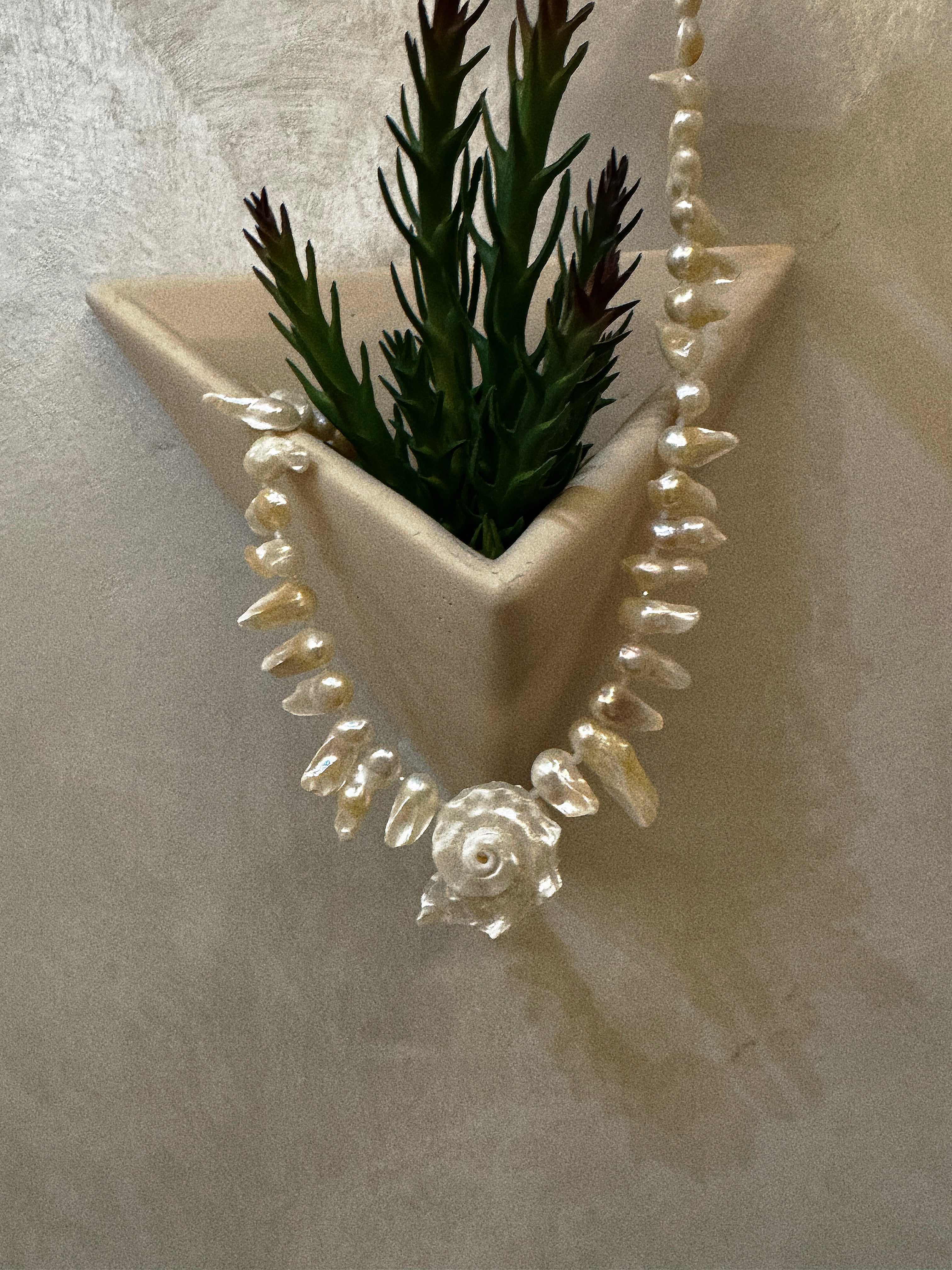 Conch Baroque Necklace