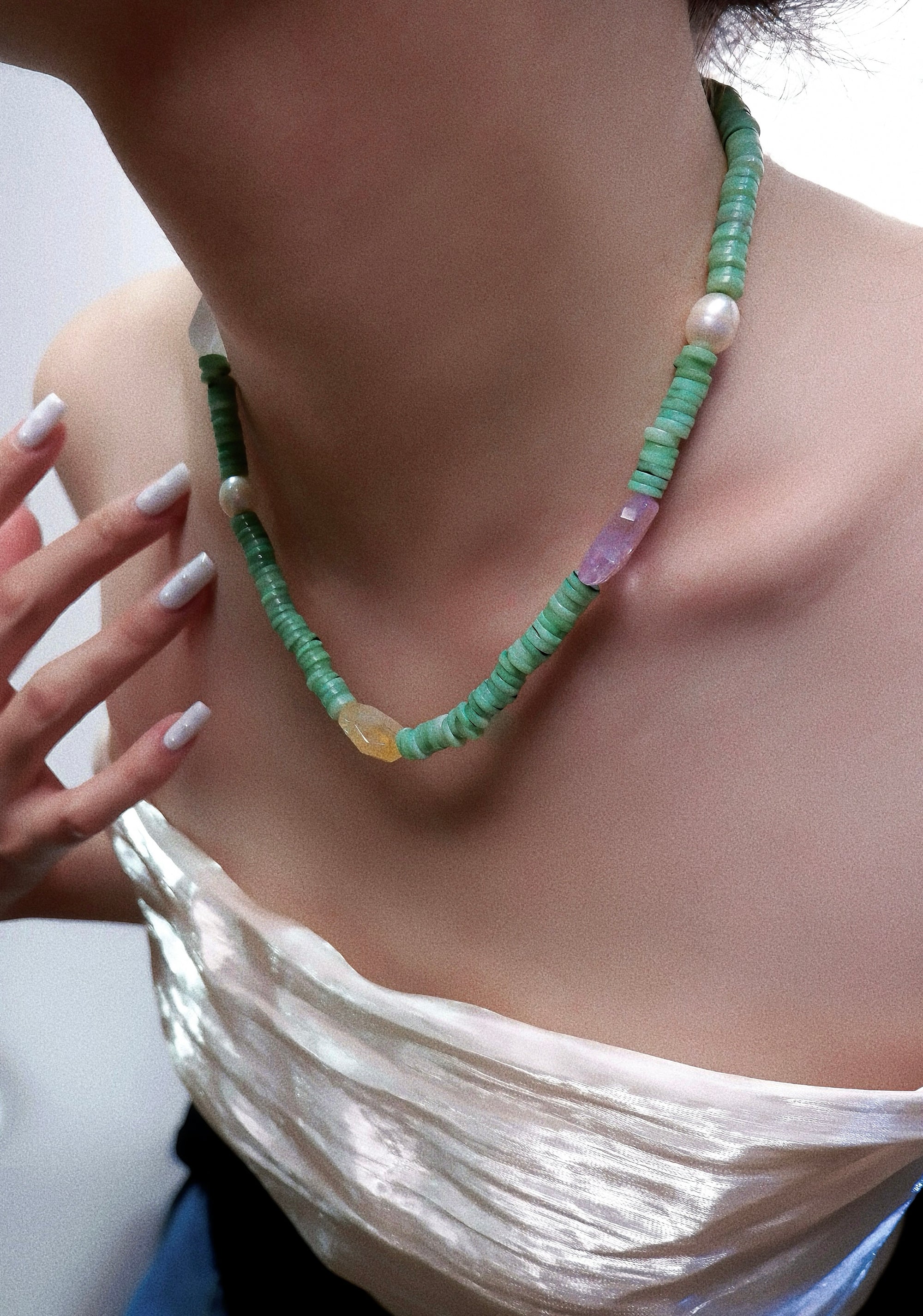green shell necklace