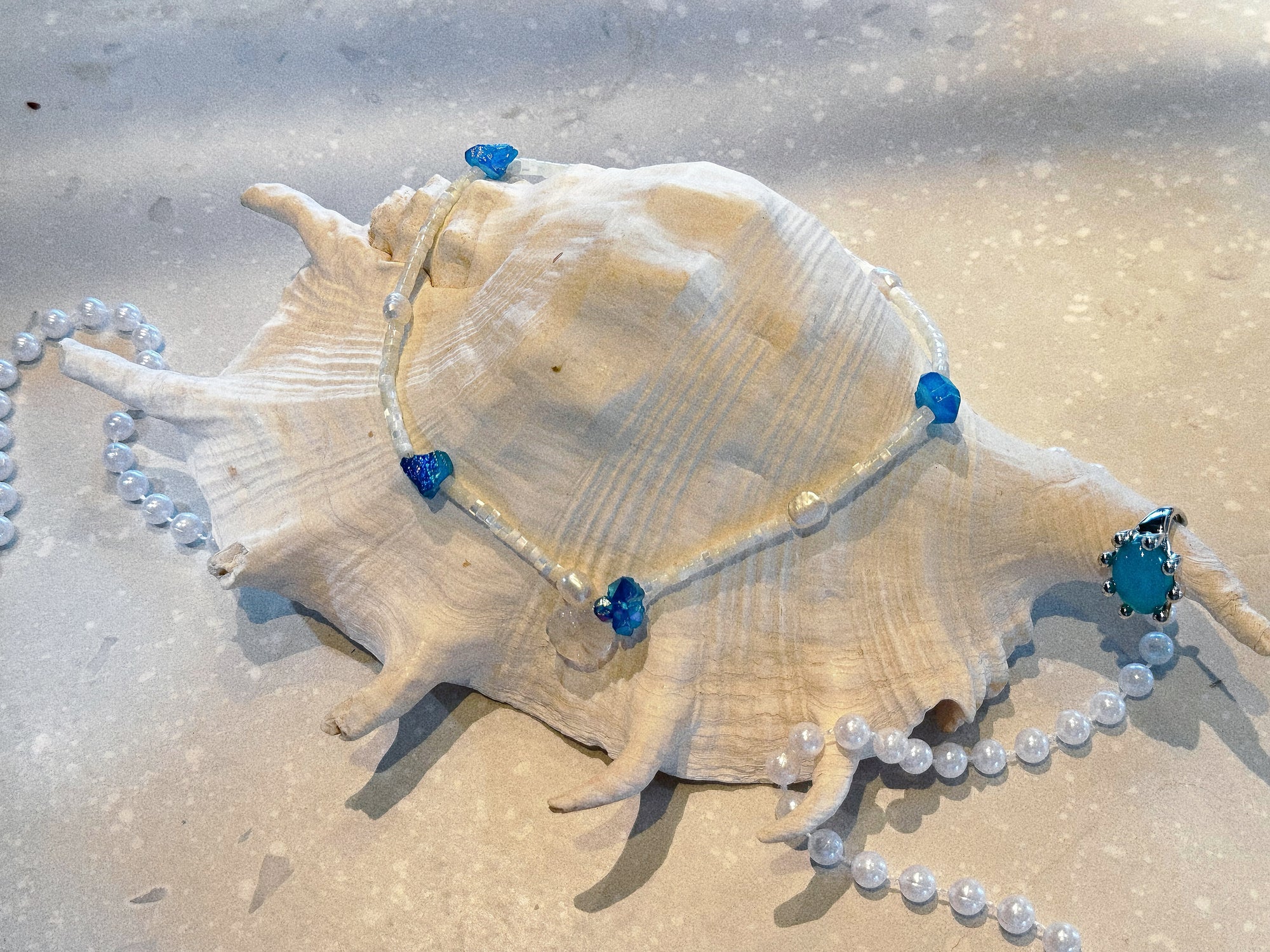 crystal shell necklace